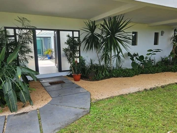 5 Bedroom Villa
