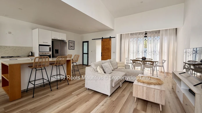 Jolie maison moderne à vendre à Péreybère.