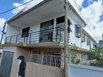 Attractive House for Sale in Cité Kennedy Main Road Candos, Quatre Bornes | 6 Bedrooms, Furnished, Close to Schools &...