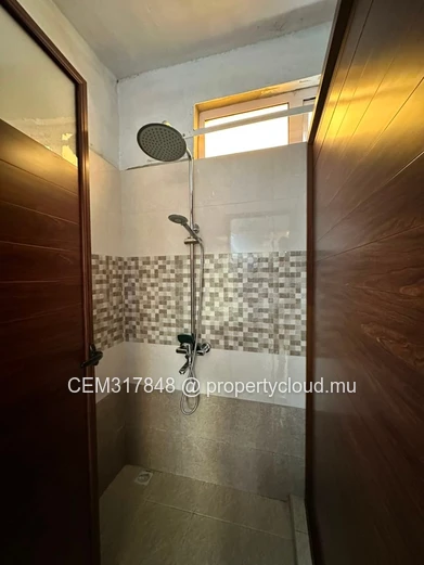 Appartement d'une Chambre à Louer – Centre de Flacq