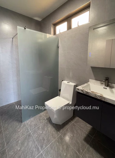 Luxurious Duplex for Sale in Ruisseau Palmyre, Flic en Flac – Phase 2 Now Open!