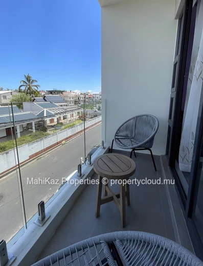 Modern 3-Bedroom Apartment for Rent in Flic en Flac, Mauritius – Rooftop Pool & Sea Views