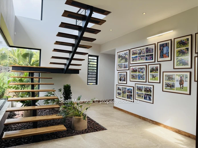 Elegant Family Villa in Bois Chandelle Mont Choisy