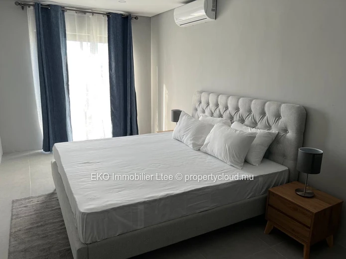 3-Bed Apartment with Sea View & Pool - Flic en Flac