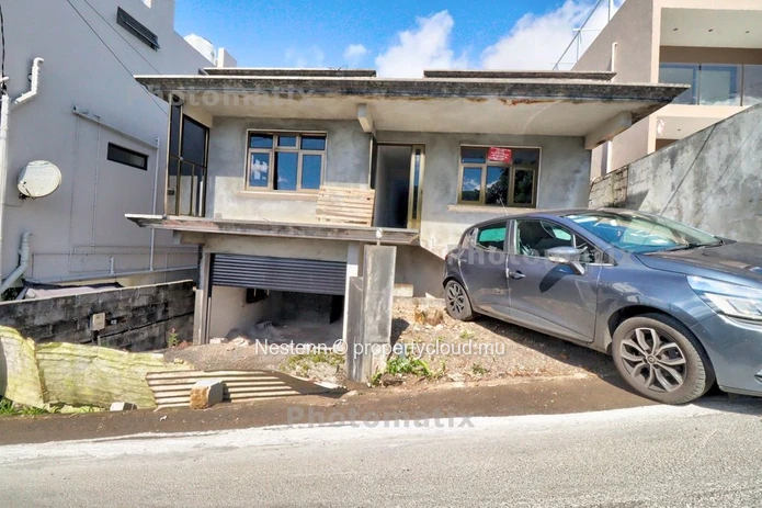 Espace de stockage de 275 m²