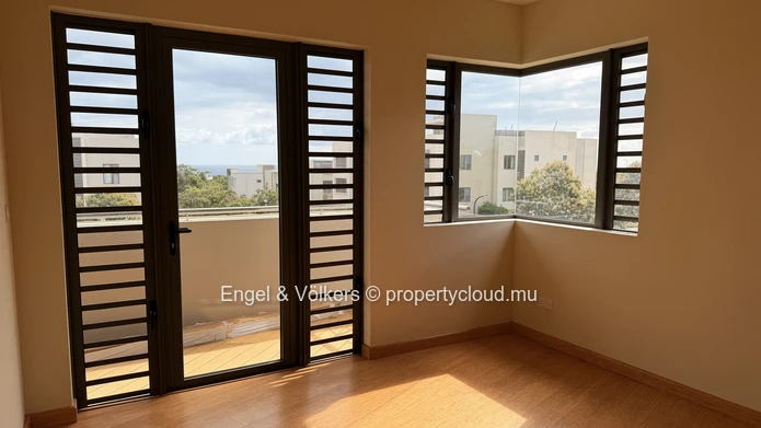 Penthouse with Private Rooftop and Panoramic Views