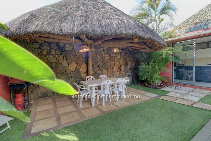 Charming villa in a secure residence in Pointe aux Piments