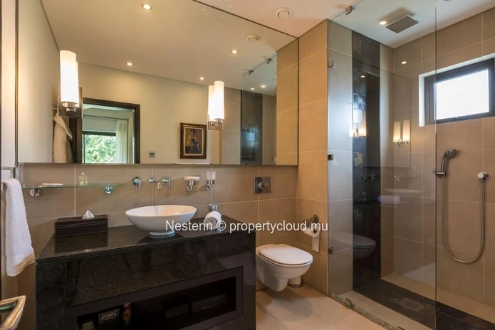 Beautiful 3-Bedroom sea view apartment 