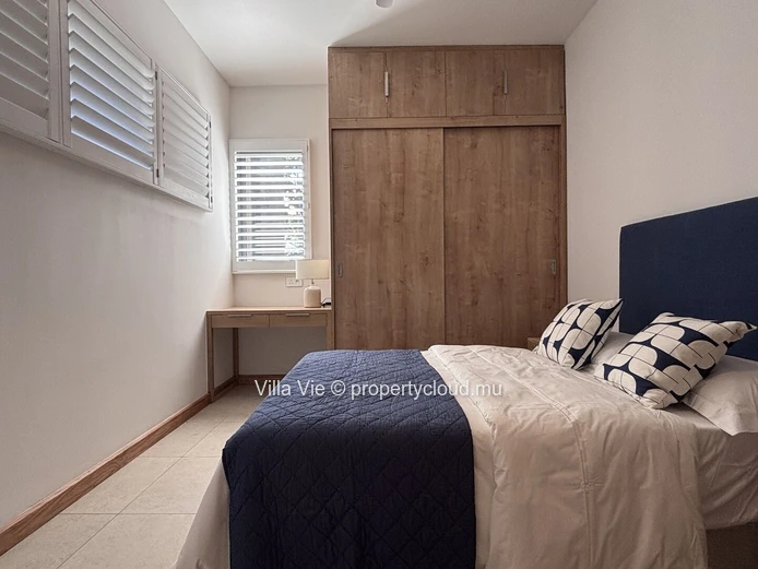 Belle Vue - A lovely 4-bedroom ground-floor apartment (Sole Mandate)