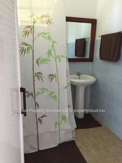 Opportunité unique d'acquerir une propriété dans un emplacement privilégié à Curepipe !