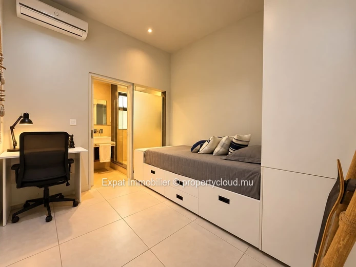 Stunning 3-Bedroom Ensuite Apartment for Sale at La Balise Marina – A Prime Investment Opportunity in Black River