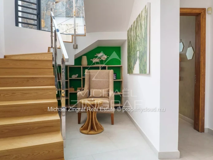 Exceptional Villa in Azuri – Luxury Living Between Golf, Marina and the Lagoon