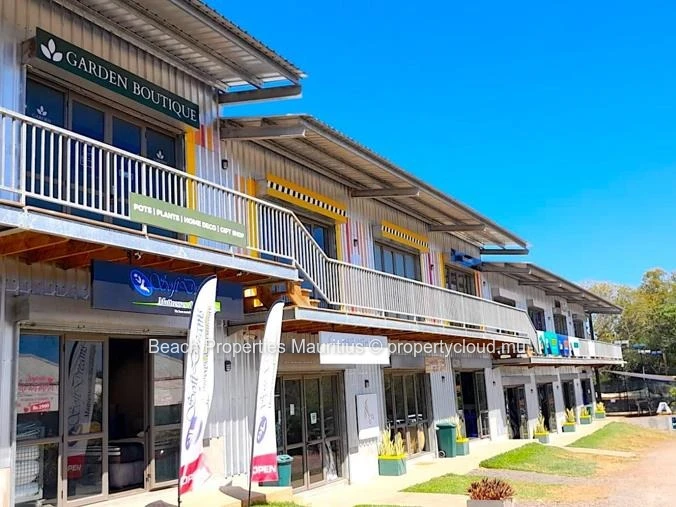 75m² Commercial / Retail / Office space in Black River