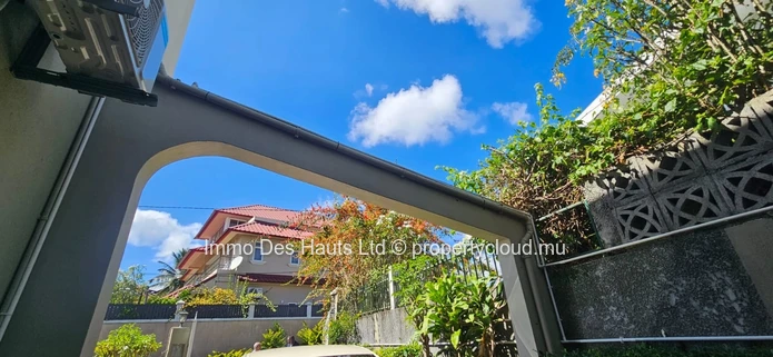  2-bedroom first-floor house for long-term rent in Sodnac, Quatre Bornes