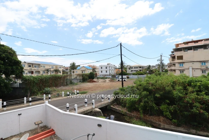 Maison à rénover proche de la plage avec fort potentiel d'investissement locatif.