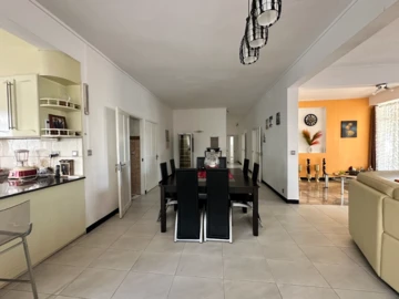 Villa de 7 Chambres