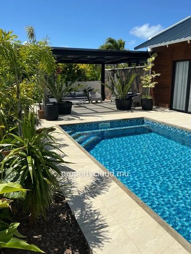 Beautiful 3-bedroom villa for rent on Mount Mascal – Calodyne / Grand Baie