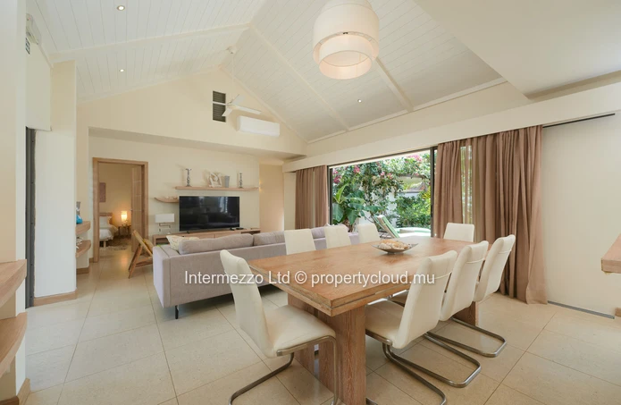 Villa PDS Grand Baie – 3 Chambres en Suite, Beach Club Privé, Clos du Littoral | Accessible Étrangers