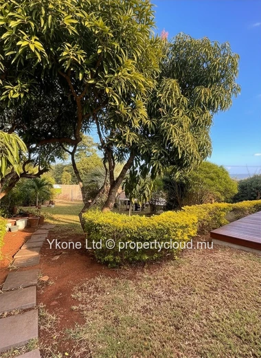House For Rent In Tamarin