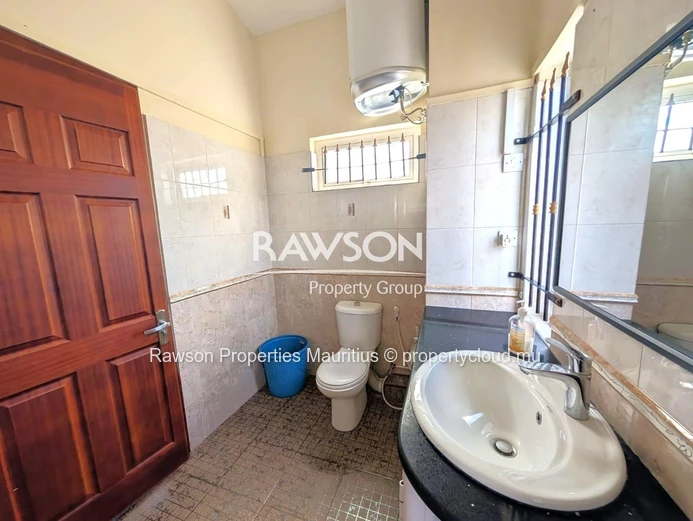 Triplex To Let In Grand Gaube | Mur 30,000/Month | Gated Residence, 5 Min From Beach