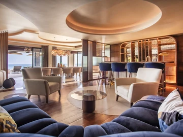 5 Bedroom Villa