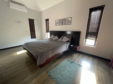 4 Bedroom Villa