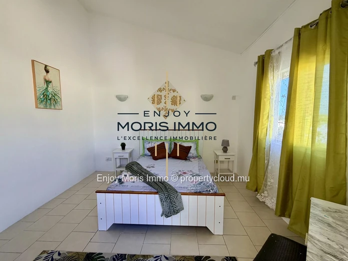 Appartement meublé 3 chambres à louer à Grand Baie – Île Maurice | 150 m² | Jardin privatif | Location longue durée