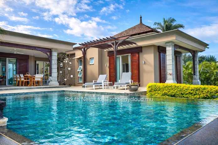 A unique villa where modernity meets tropical charm.