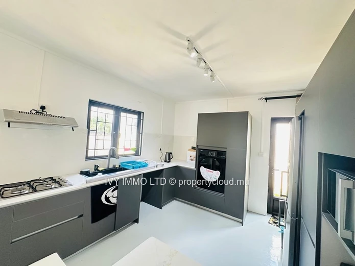 Villa For Rent – Grand Baie