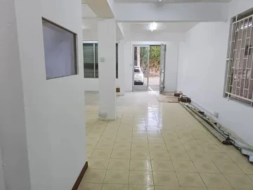 Immobilier Commerciaux de 2 Chambres