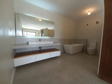 4 Bedroom Apartment