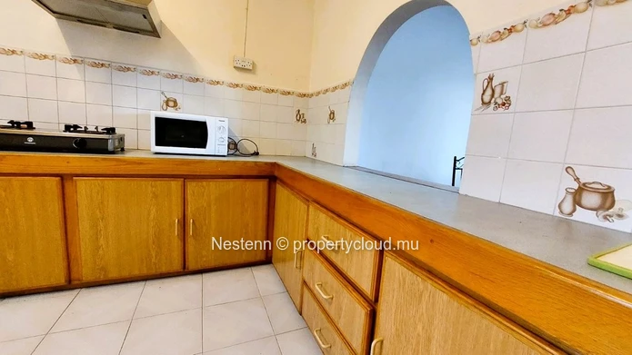 Spacieux appartement traditionnel avec 2 chambres