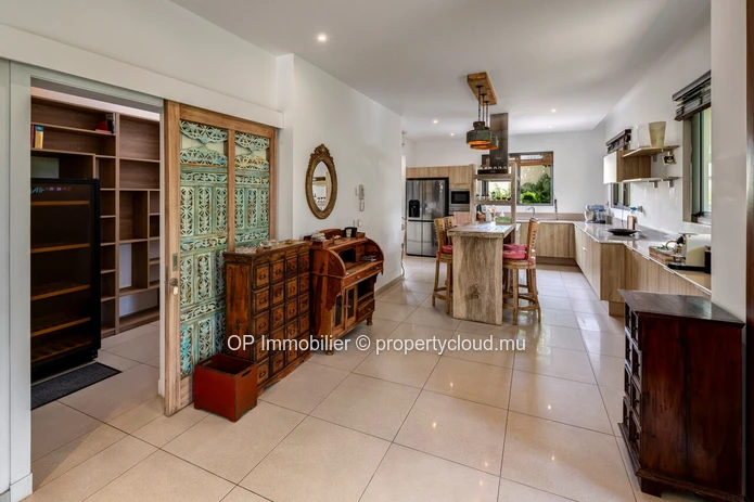 Villa de luxe 3 chambres avec piscine à vendre à Mont Mascal