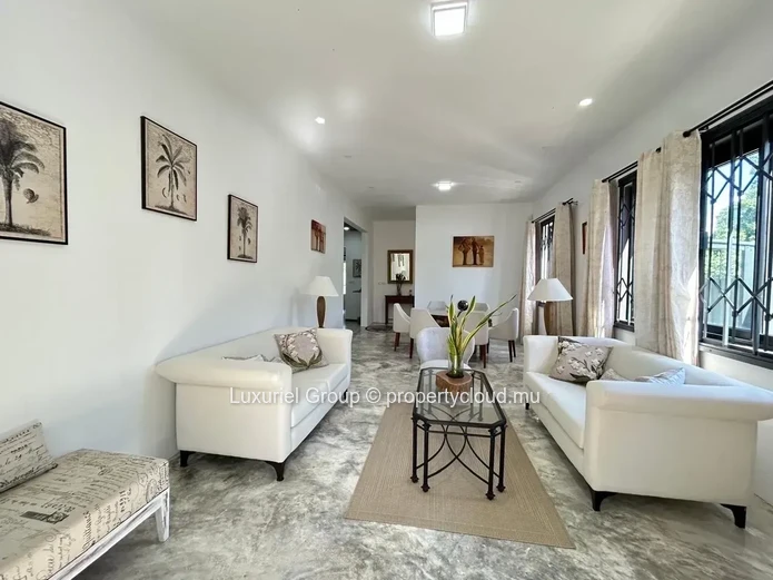 New Villa with Pool in Calodyne