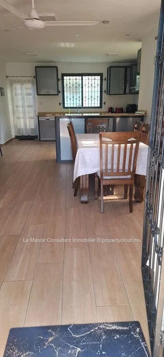 Duplex meublé de 3 chambres à louer à Flic en Flac - 130 m²
