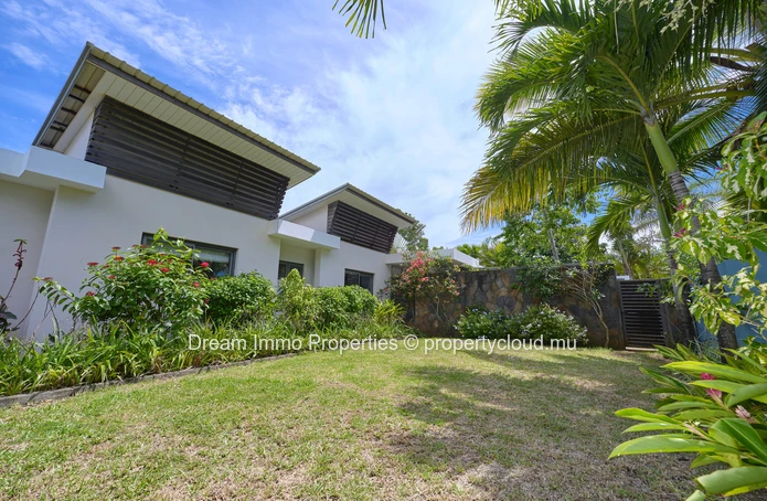 Splendid 3-Bedroom Villa Close To The Beach In Grand Baie – Mauritius