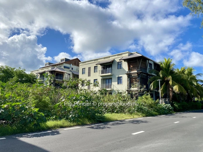 Penthouse for sale in Flic-En-Flac - Exceptional Seafront Penthouse 