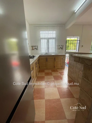 Prestigieux maison de 241 m² avec jardin et terrasse à Mahébourg