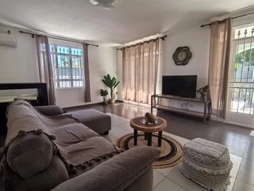 4 Bedroom Villa