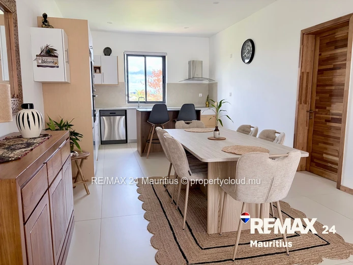 Bright New Apartment in Grand Baie