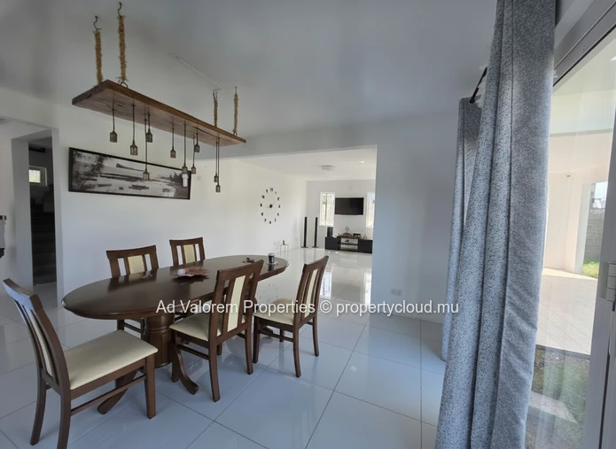 Maison a Vendre a Albion!