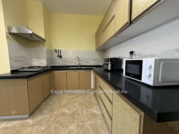 3-Bedroom Apartment With Communal Pool Just 5 Minutes From The Beach – Trou Aux Biches