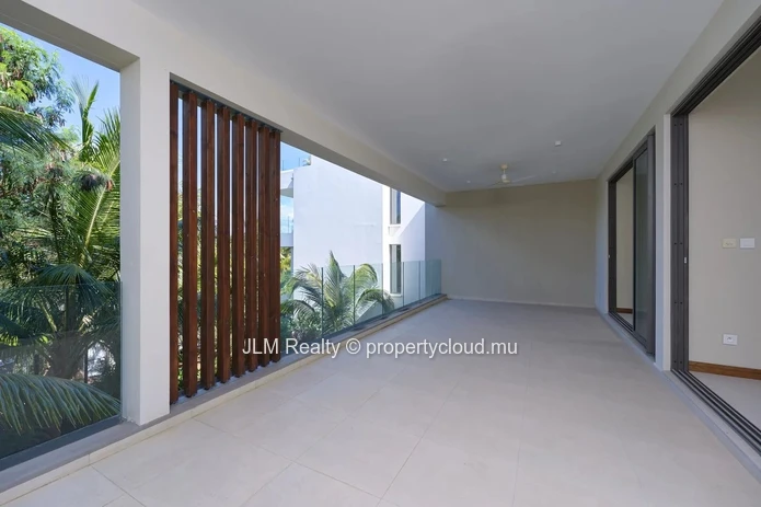 Appartement avec Piscine Privative à Vendre à Pointe aux Canonniers, Île Maurice