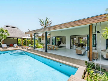 5 Bedroom Villa