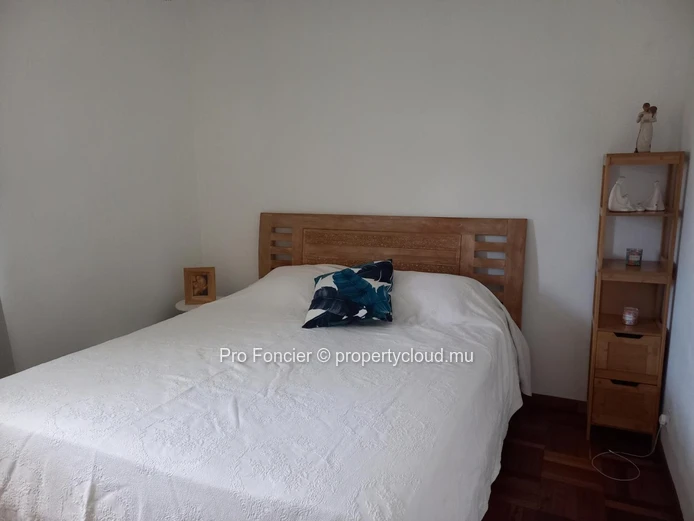 Apartment in Rose Hill - Good opportunity! 