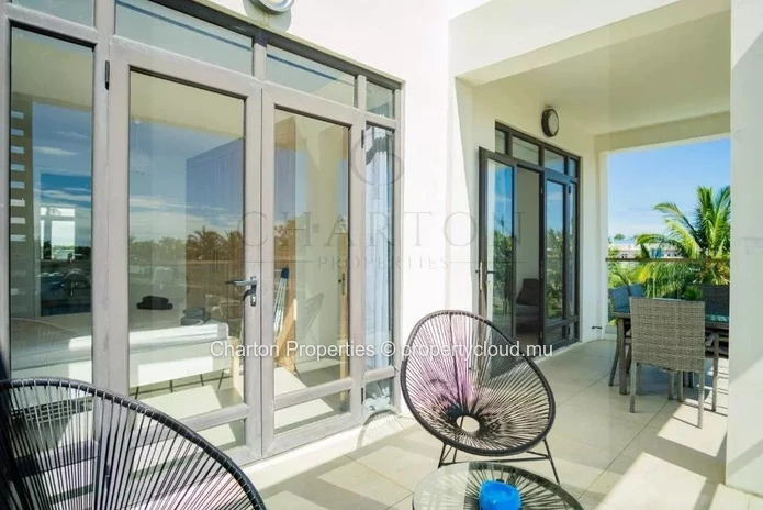 Immeuble de 8 appartements - Une adresse confidentielle à quelques pas de la plage de Trou-aux-Biches