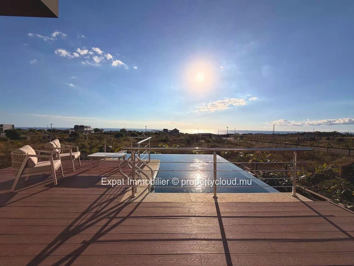 Stunning Brand-New 5-Bedroom Villa with Infinity Pool and Ocean Views – Ocean Side, Flic-en-Flac