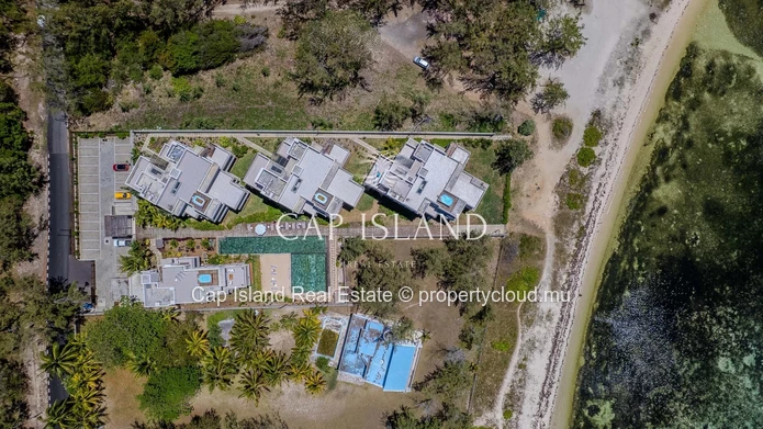 Appartement 3 chambres en première ligne pieds dans l’eau