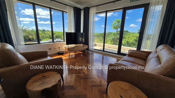 Elegant Countryside Home in Mon Désert – A Rare Gem with Mountain & Sea Views