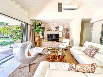 4 Bedroom Villa